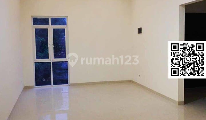 Sell House Kebon Jeruk West Jakarta 3 Floors Land Area 203M² Freehold New House Main Street Near Toll Road
