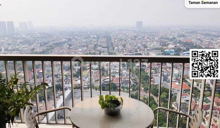 Exclusive! Royal Suite St. Moritz Apartment 82m², Direct Access to Lippo Mall Puri