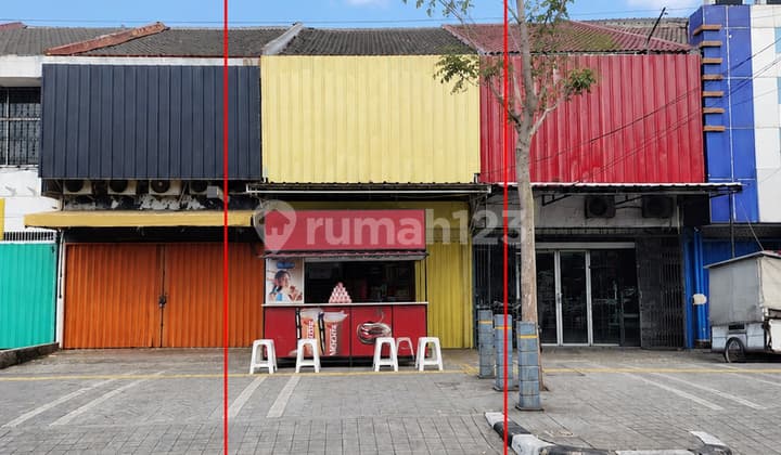Strategic Location! For Sale: 2-Story Shophouse on Duri Kosambi Raya, Cengkareng, Building Area 200 m², Near Toll Road & KRL Station