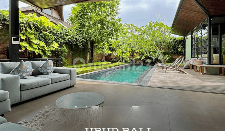 Dijual villa brand new Modern tropical leasehold