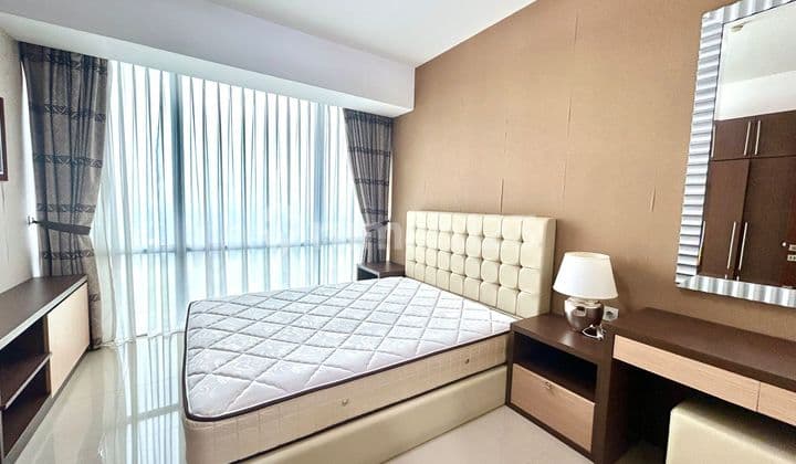 Apartemen Full Furnished 2 Bedrooms View Golf