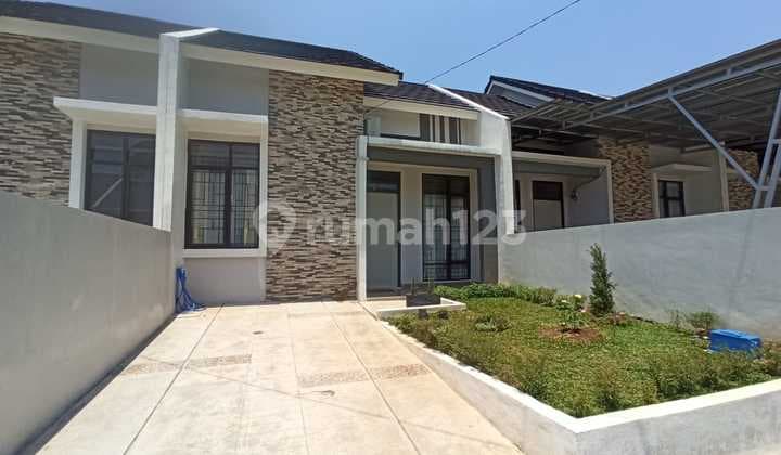 Rumah. Cantik Dijual di Cluster Bukit Cimanggu City Bogor