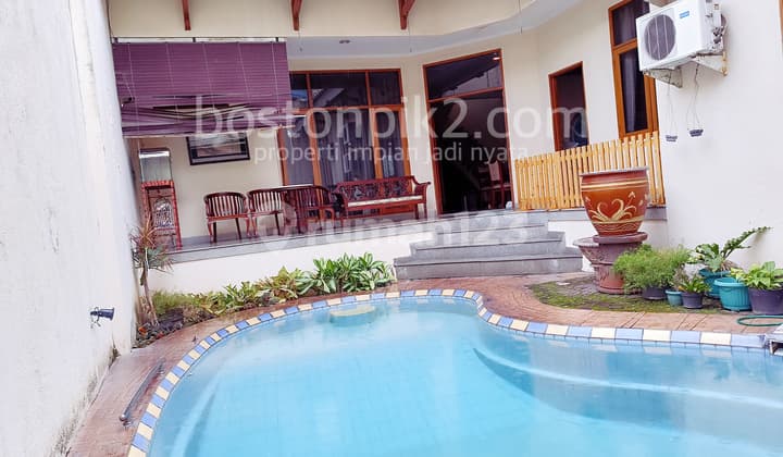 Jual Rumah Pejompongan Baru Benhill 262 M2 2 Lantai - Sell House Pejompongan Benhill 262 Sqm With Swimmingpool