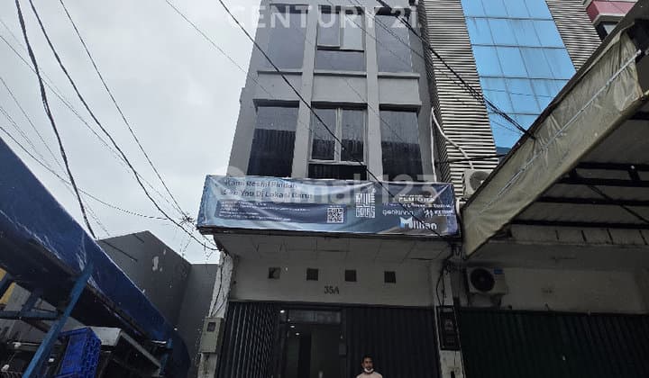 Rent a Fatmawati Raya Shophouse, Strategic Location Facing the Main Road