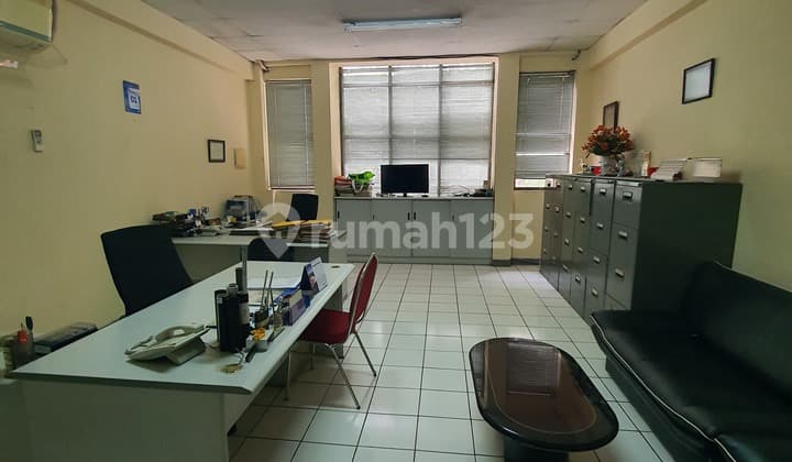 Ruko Dalam Komplex Red Top Square