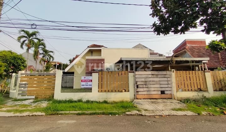 Dijual Cepat Rumah Siap Huni di Sektor 1.3 Griya Loka BSD