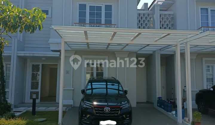 Dijual cepat Rumah 2 lantai di CLuster Menaggio Granada Gading Serpong