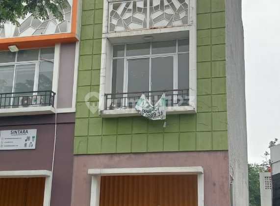 3-Story Shop House in Serpong Natura.