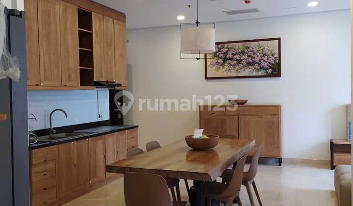Disewakan Apartemen Sudirman Suites, Sudirman Suites, 3Br, Bendungan Hilir, Tanah Abang, Jakarta Pusat
