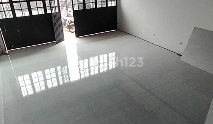 JARANG ADA !!!! Dikontrakan Ruko Model Industrialis Jl. Pasirsalam Raya Sayap BKR bandung kota