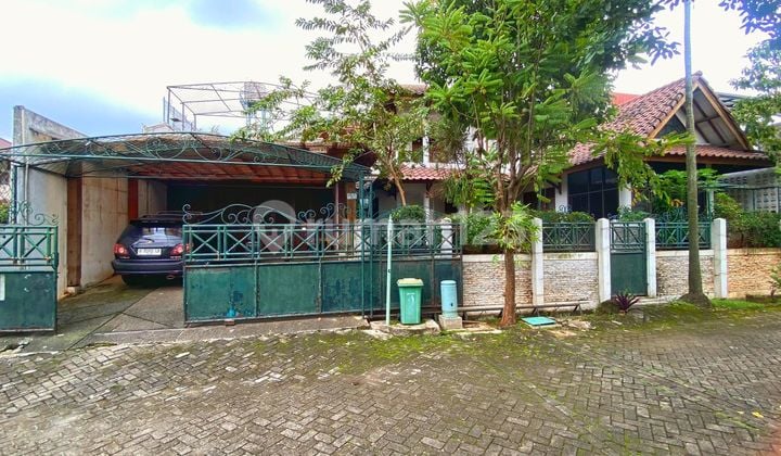 Rumah Dijual Taman Rempoa Indah Jalan Lebar Dekat MRT