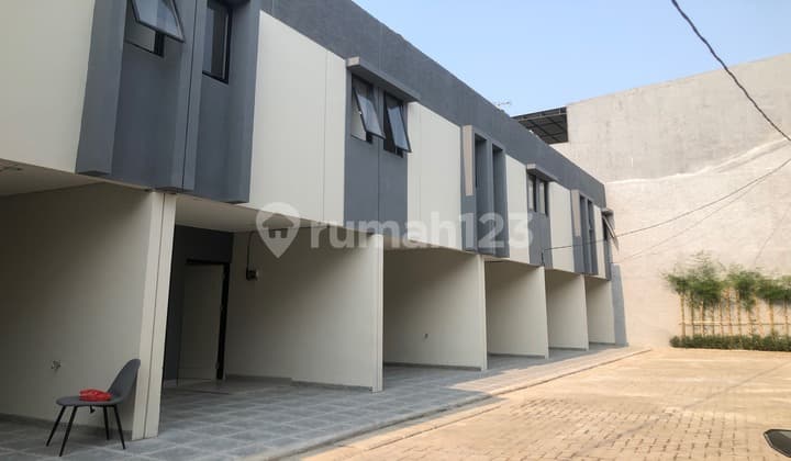 Rumah Disewakan Cluster Dekat Binus dan Rawa Belong Brand New