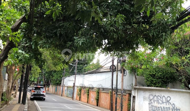 House for Sale in Duren Tiga, Luxurious, Below Market Price