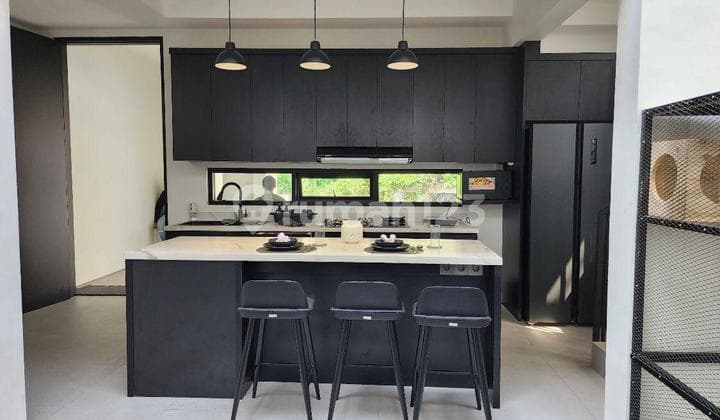 Dijual Rumah Baru Di Pondok Labu Full Furnish SHM