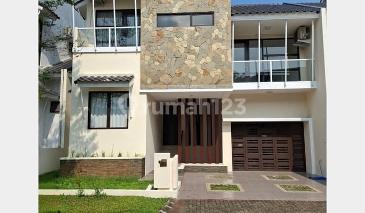 Dijual Rumah Bagus Dalam Cluster Premium Kebayoran Villas, Bintaro, Tangerang Selatan