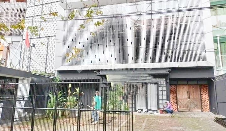 Dijual Rumah Gedung Cocok Buat Resto Atau Cafe Di Lengkong Bandung