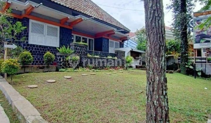 Rumah Sejuk Tengah Kota Cipaganti Bandung