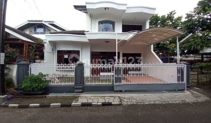 Rumah 2 Lantai Bagus di margahayu raya bandung