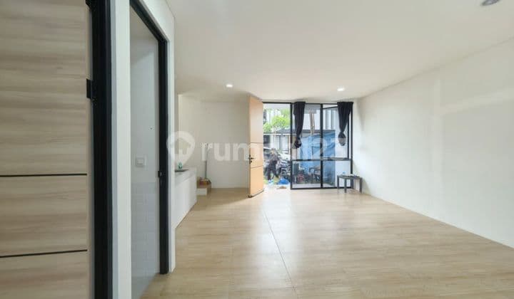 Dijual rumah 2 lantai Tangerang