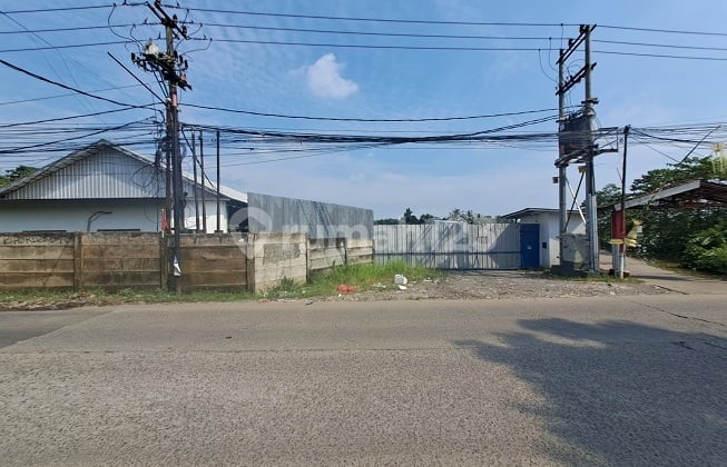 Kavling sudah di pagar beton, Utara, di Jl Raya Serdang Kulon Korelet