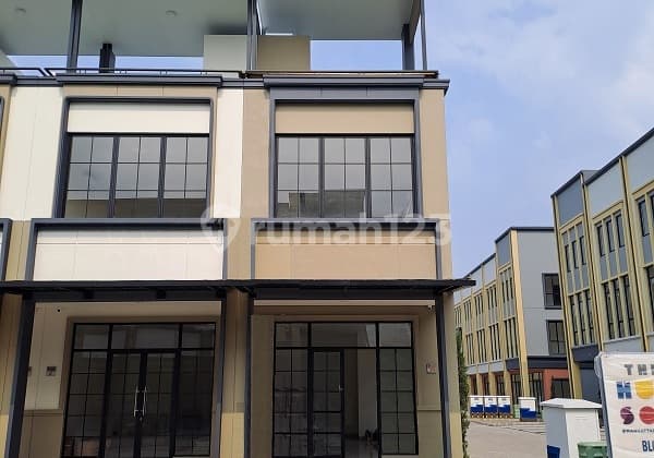Ruko Baru Siap Pakai, 3 LT, di Kompleks Ruko The Hudson Gading Serpong