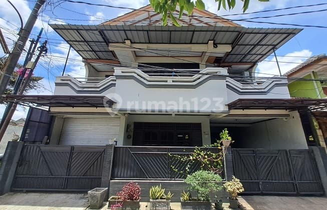 Turun Harga, Rumah Perlu Sentuhan, 2 LT, Hook, di Perum Alam Indah