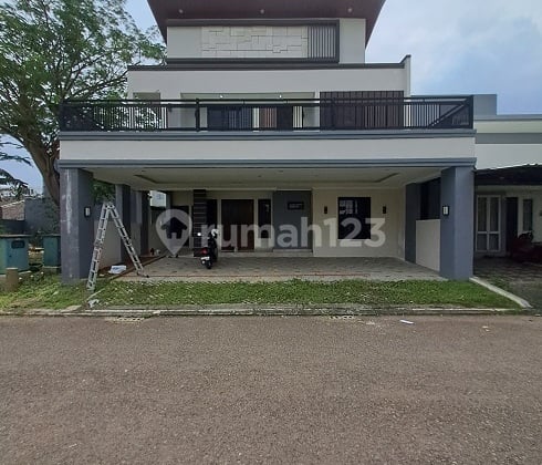 Rumah Baru, Bangunan Mandiri, Kontemporer, 2Lt, Dicluster The Icon Bsd