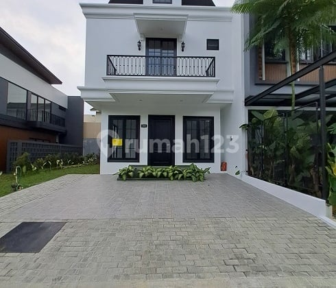 Brand new, American Classic, 3 Lt, Lokasi Di Cluster The Icon BSD City