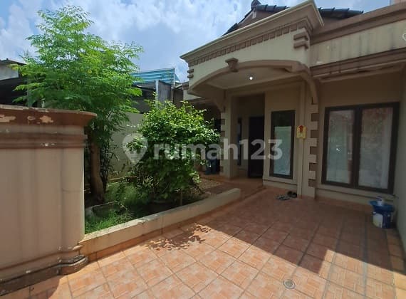 Rumah Sdh Direnovasi, Lantai 2 Sudah Didak, di Cluster Banjar Wijaya