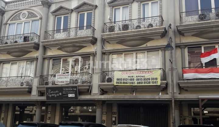 Disewakan Ruko 3 Lantai Di De Mansion Area Alam Sutera