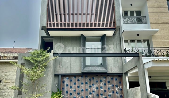 Lebak Bulus Jakarta Selatan, Rumah Baru Dalam Townhouse Dekat Mrt