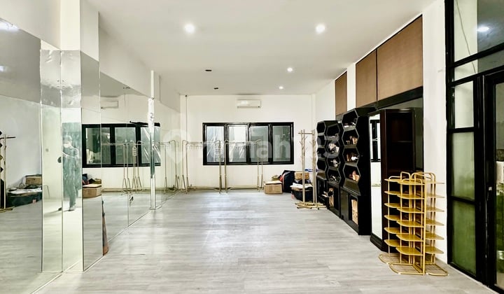 Gedung Siap Pakai Di Ampera Raya Dekat Kemang Cocok Untuk Usaha