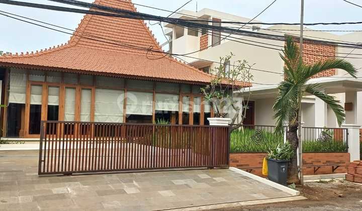 Dijual Rumah Elegan Modern Siap Huni Rempoa