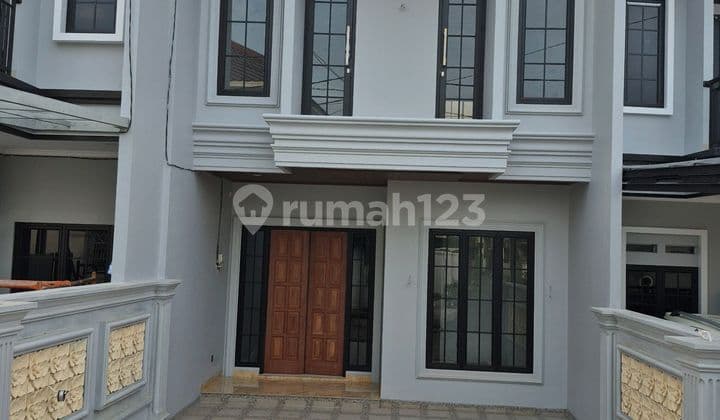 Rumah Baru Hook Modern Minimalis di Cimanggis Depok Jabar