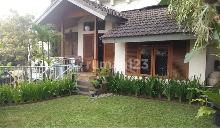Dijual Rumah Di Tubagus Ismail Sayap Dago Kota Bandung FN