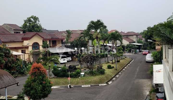 Dijual Rumah 2 Lantai Semi Furnished Komplek Dakota, Bandung