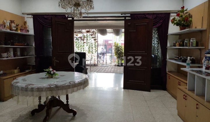 Dijual Rumah Cocok untuk Usaha di Pusat Kota Bandung Mainroad Zki