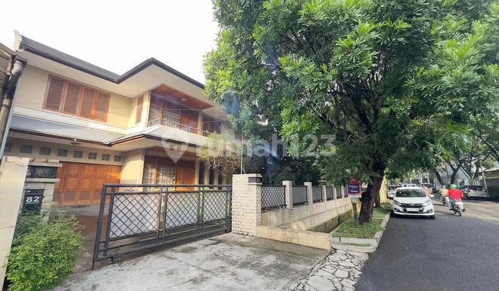 Dijual Rumah Siap Huni di Jalan Sukaluyu, Dekat Gedung Sate Bandung Mr