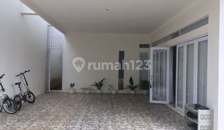 Modern Minimalist House Location Antapani Bandung City