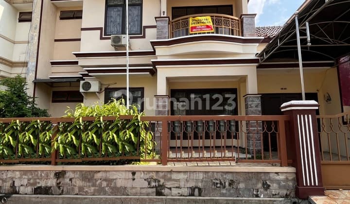 For Rent House Central Park Mulyosari Surabaya