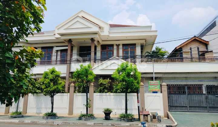 Dijual Rumah Di Nginden Intan, Dekat dengan Rungkut Industri.