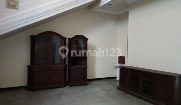 Dijual Rumah Galaxy Bumi Permai