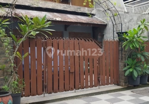 Dijual Rumah Mayjen Sungkono