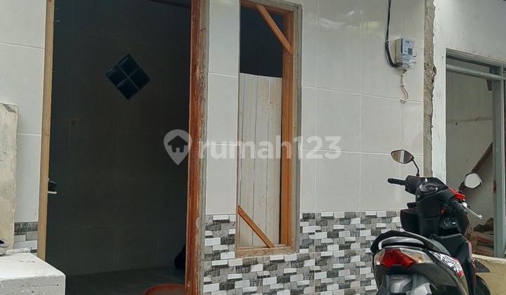 Minimalist House Near Joglo Jakarta