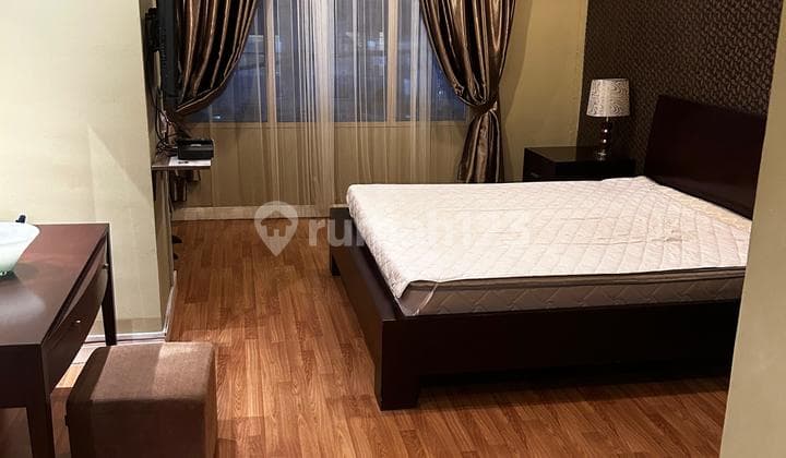 For Sale: Sahid Palace Apartment, 173m2, 8th Floor, Semi-Furnished, 3+1 Bedrooms.