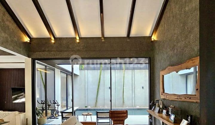 Rumah Mewah 2 Lantai Dengan Pool Di Puri Bintaro Tangsel