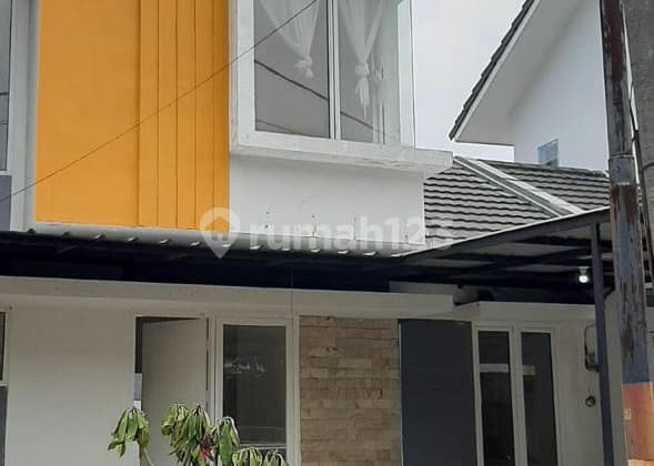 Ready-to-Occupy House with Comfortable and Greenery Living in @Serpong Park