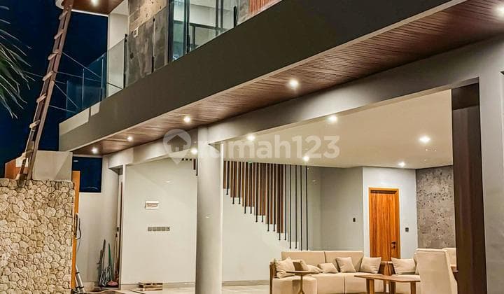 Villa Kaba Kaba Munggu View Sawah Bagus SHM