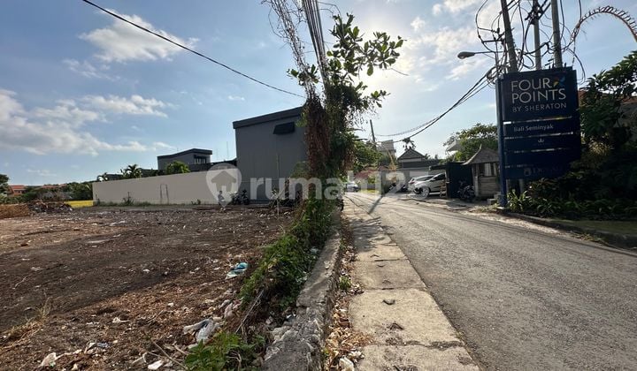 Land Seminyak Petitenget Near Beach 1000 m²