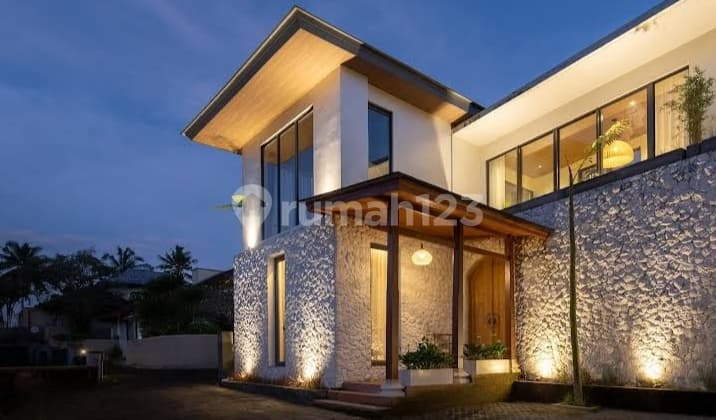 Villa Ubud View Sawah dan Gunung Luxury Style SHM